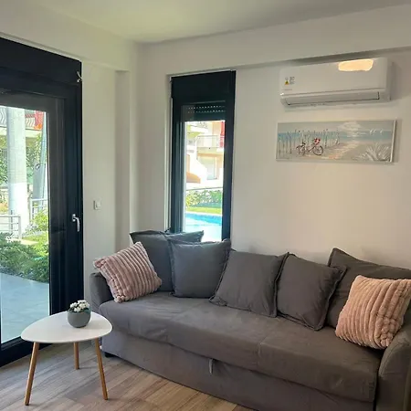 Sea Shell - Paralia Ofriniou, Swimming Pool, Starlink Wifi Lejlighed *